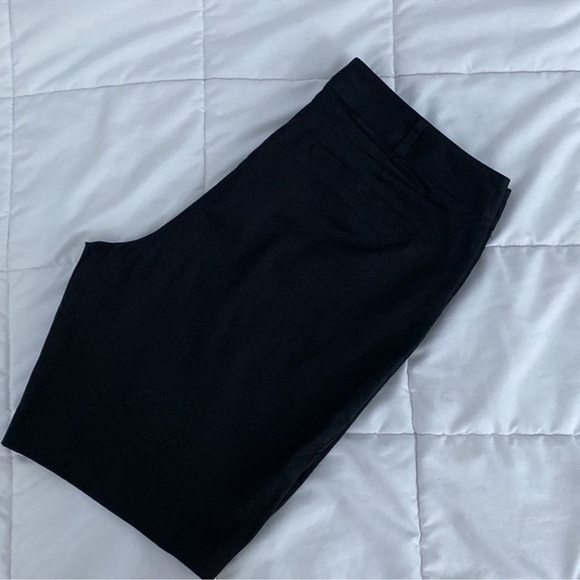 MICHAEL Michael Kors Black Bermuda Shorts Size 8P - Picture 3 of 6